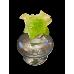 FLACON  DAUM CRISTAL BOUCHON ORCHIDÉE PÂTE DE VERRE DAUM FRANCE  VERT 