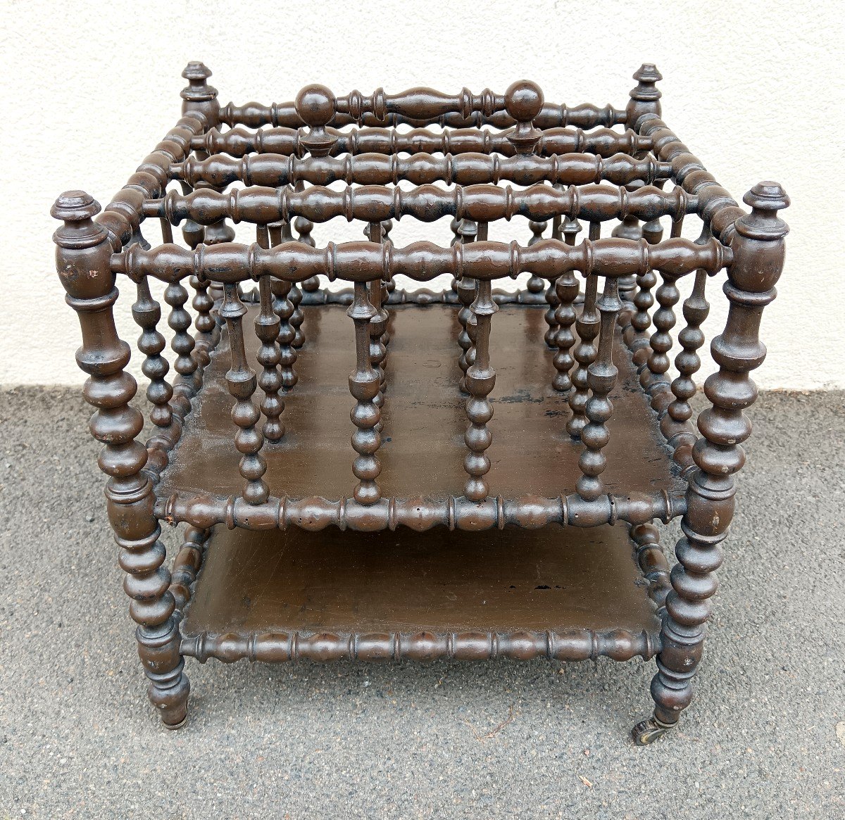 Napoleon III Magazine Rack-photo-3