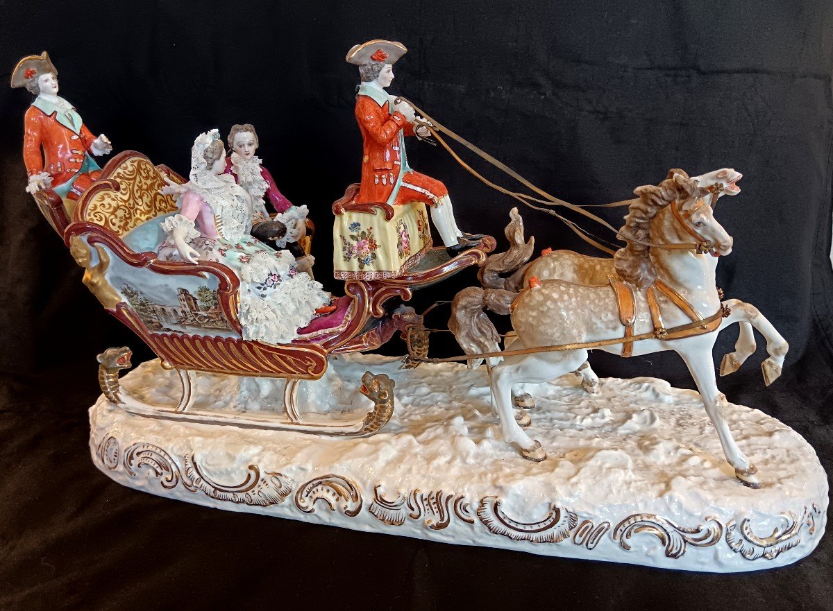 Groupe troïka en porcelaine de Saxe 19ème siècle