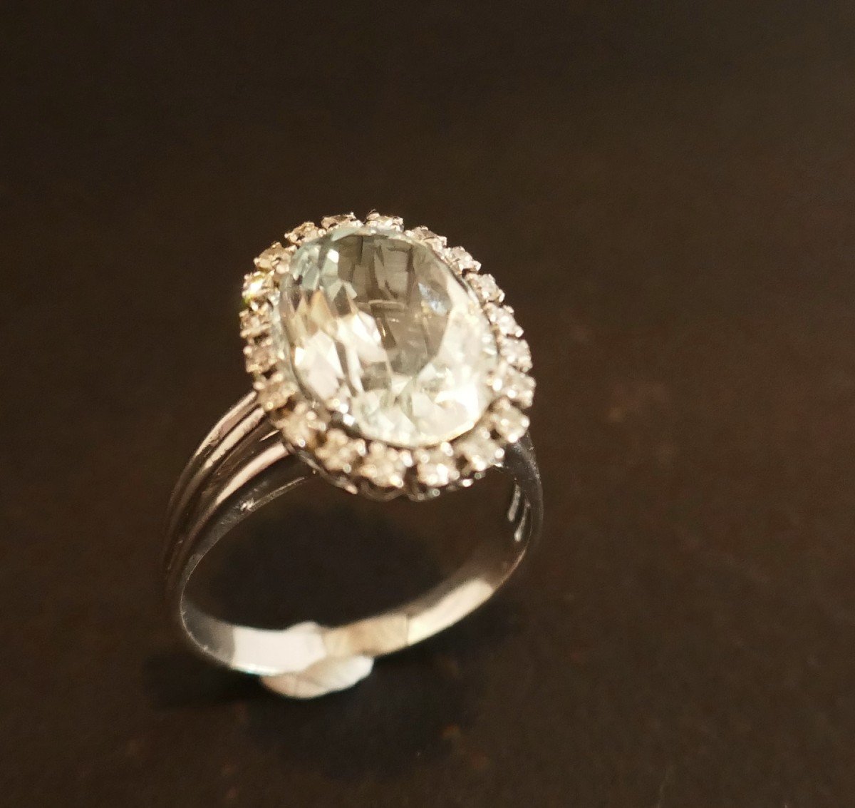 Ring Set With An Aquamarine And Diamonds.-photo-2