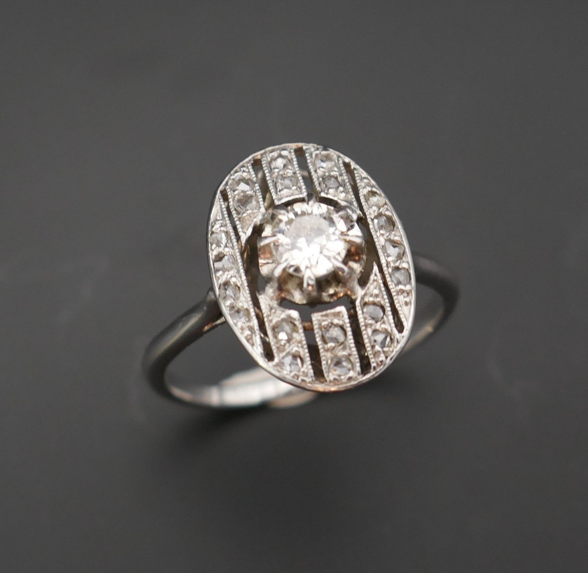 Art Deco Diamond, 18 Carat White Gold Ring.