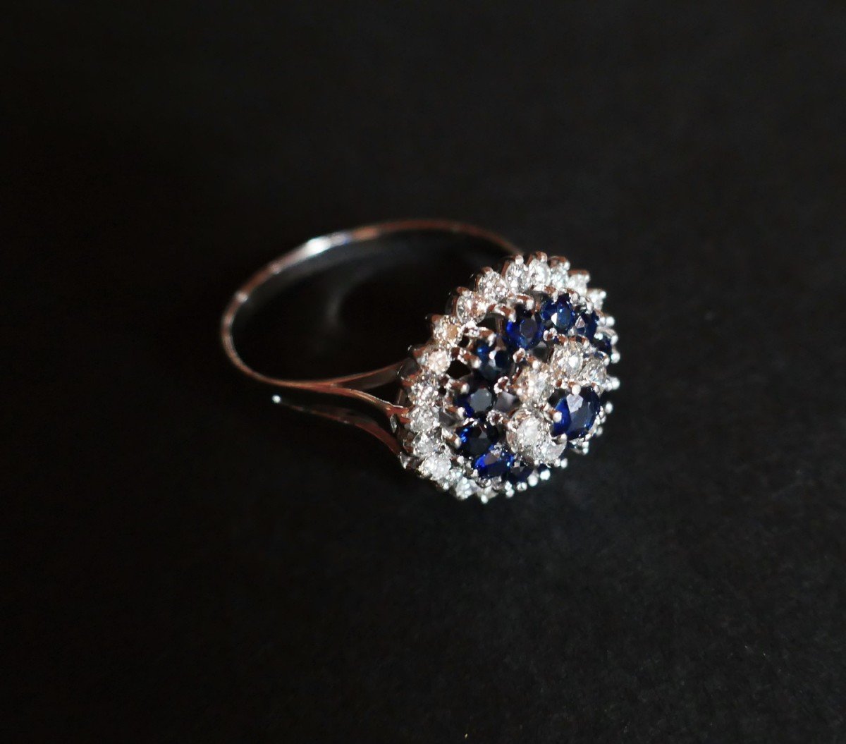 Bague Saphirs Et Diamants.-photo-2