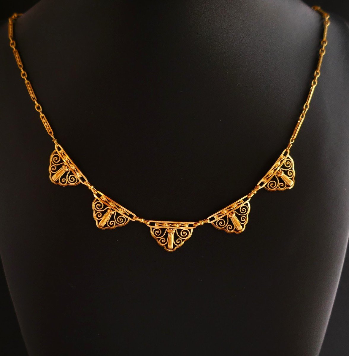 Butterfly Motifs Collar, 18 Carat Yellow Gold.-photo-3