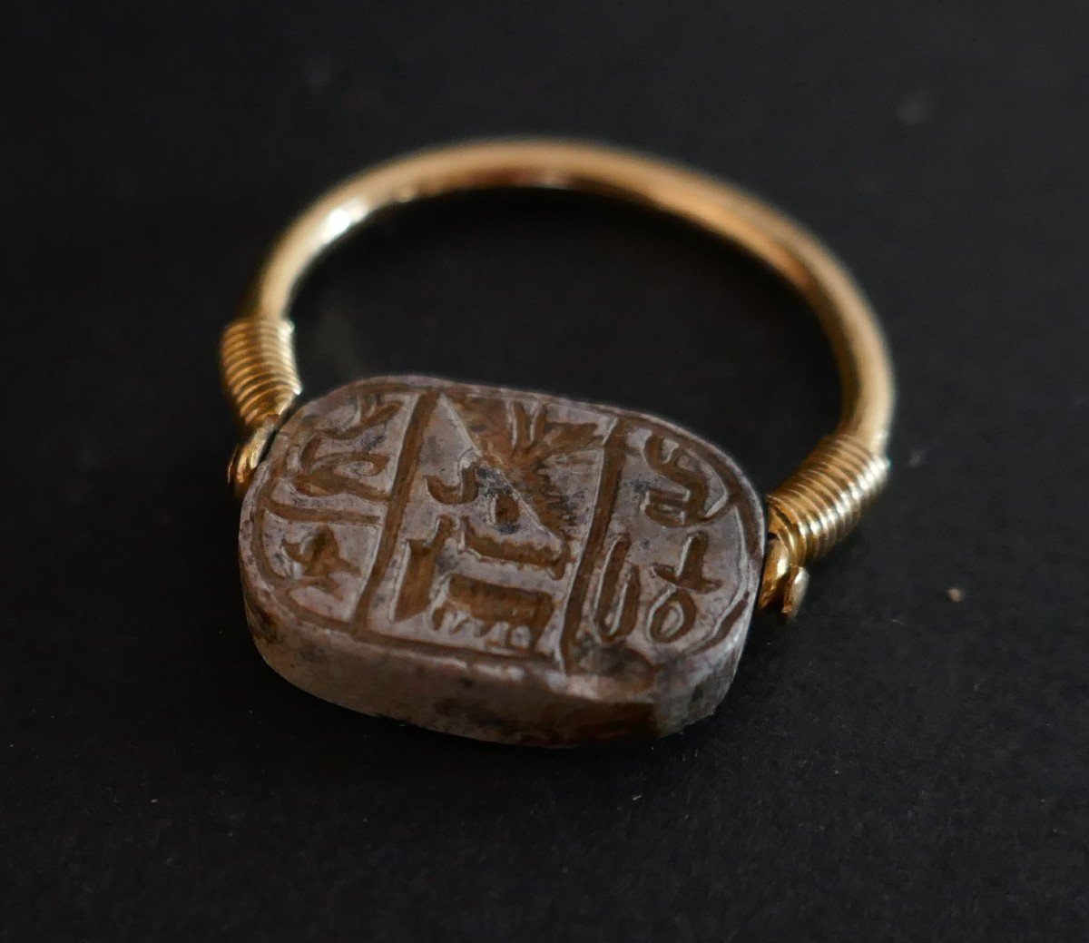 Double Sided Ring Engraved With Hieroglyphics On Stealite, 18 Carat Gold.