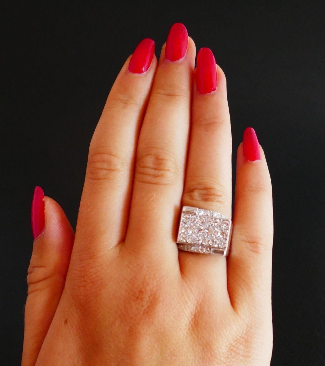 Bague Chevalière Sertie De 1,50 Carat De Diamants, Monture Platine.-photo-3