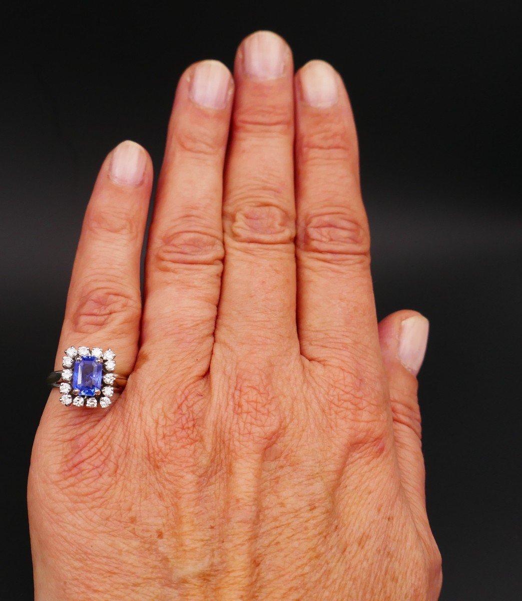 Ceylon Sapphire And Diamond Ring. Gold And Platinum.-photo-3