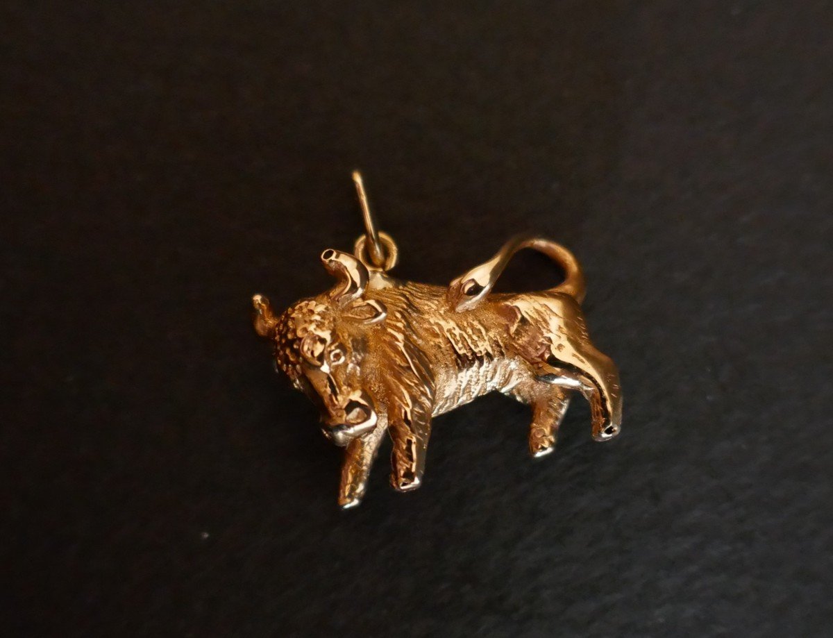 Taurus Charms Pendant, 18k Gold.-photo-3