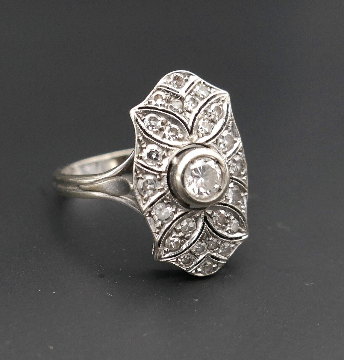 Diamond Ring, Art Deco, 18 Carat White Gold.-photo-3