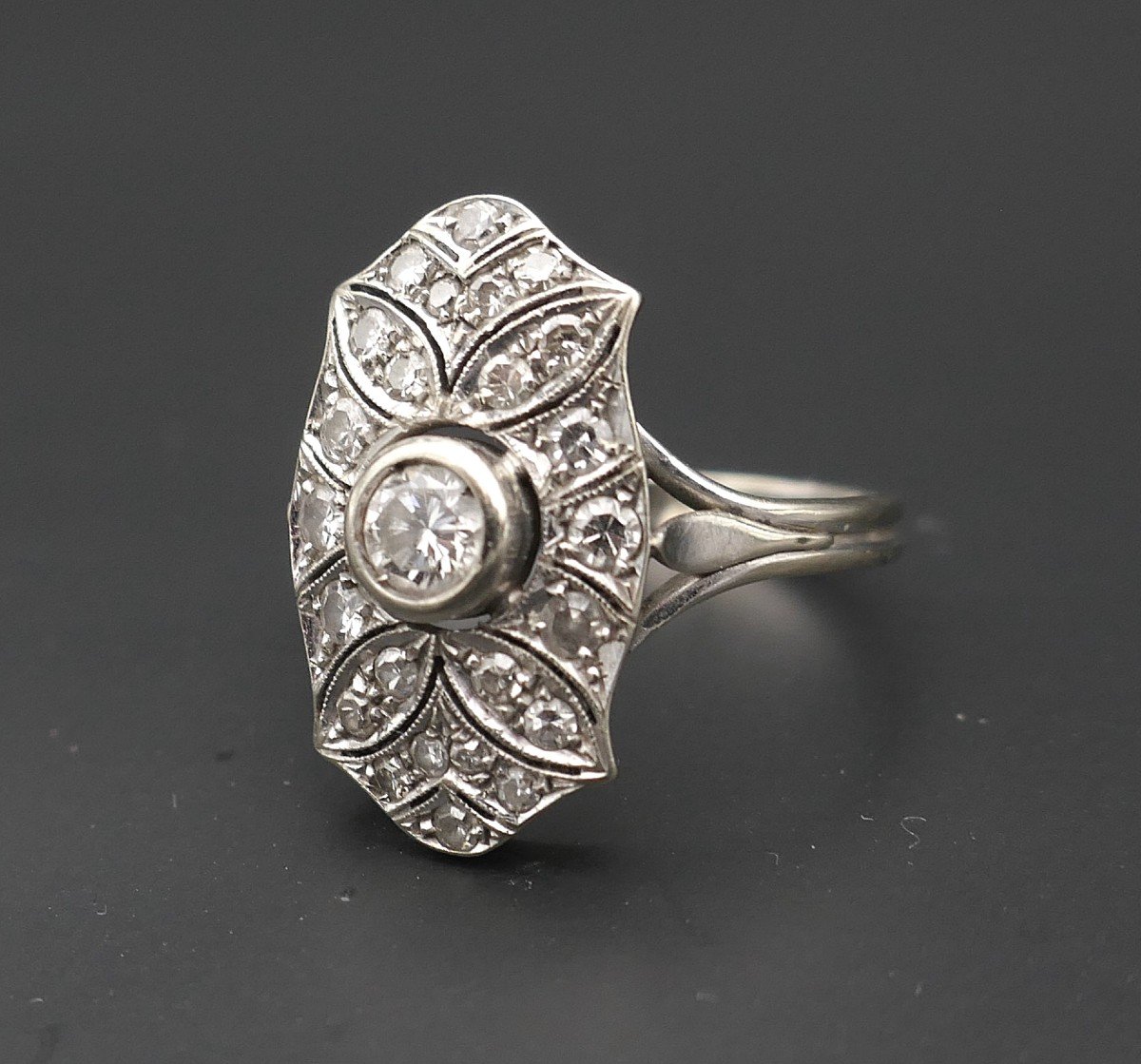 Diamond Ring, Art Deco, 18 Carat White Gold.-photo-4