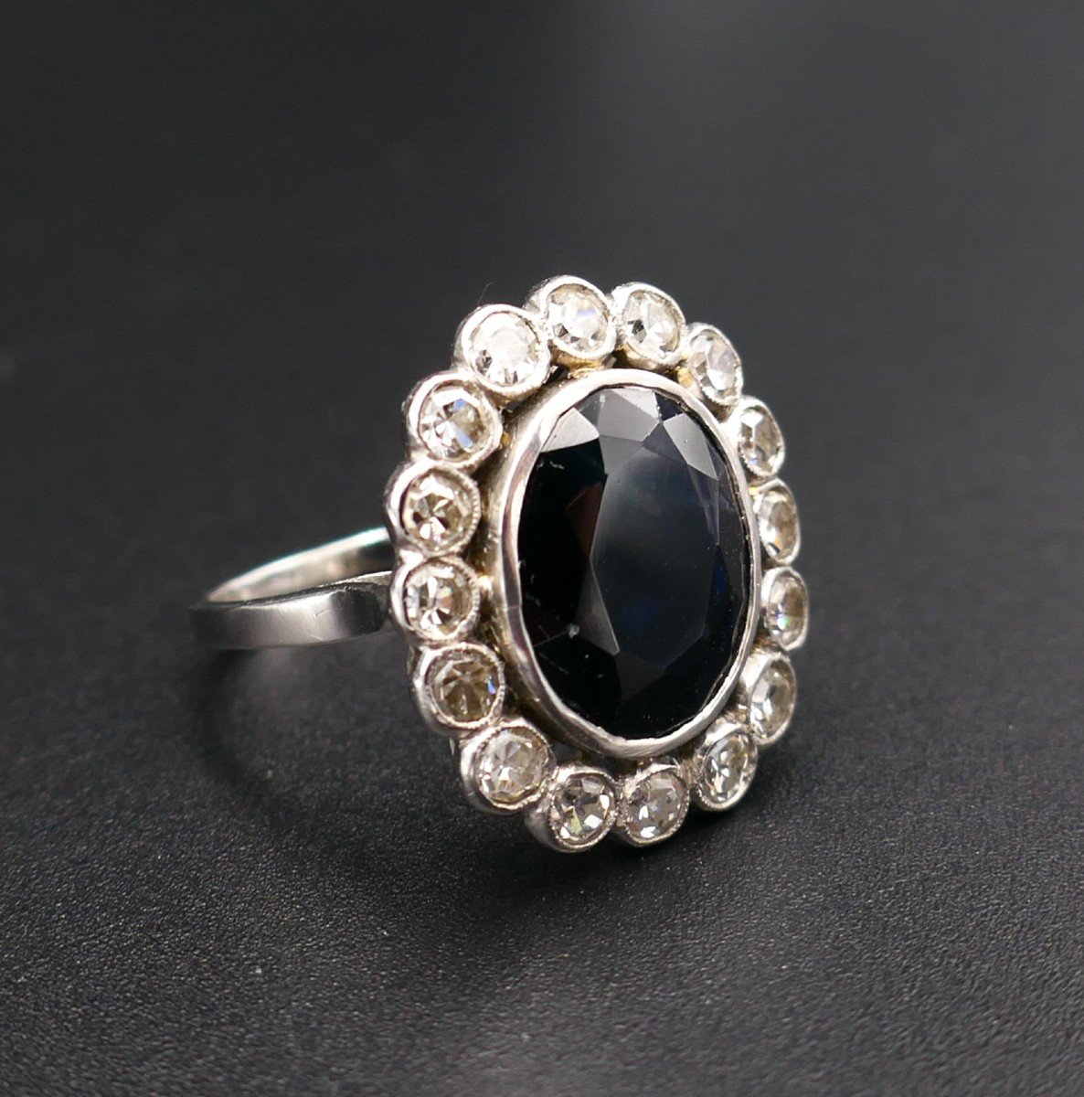 Art Deco Ring In Platinum, Sapphire And Diamonds.-photo-2