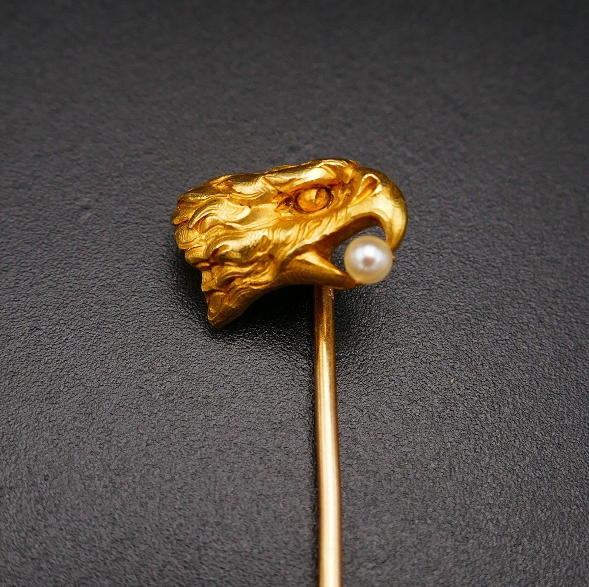 Yellow Gold And Pearl Eagle Head Tie Pin.-photo-4