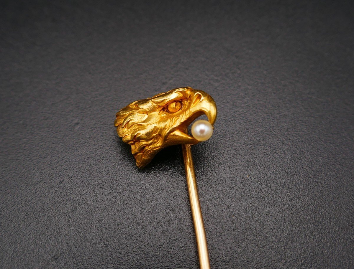 Yellow Gold And Pearl Eagle Head Tie Pin.-photo-1