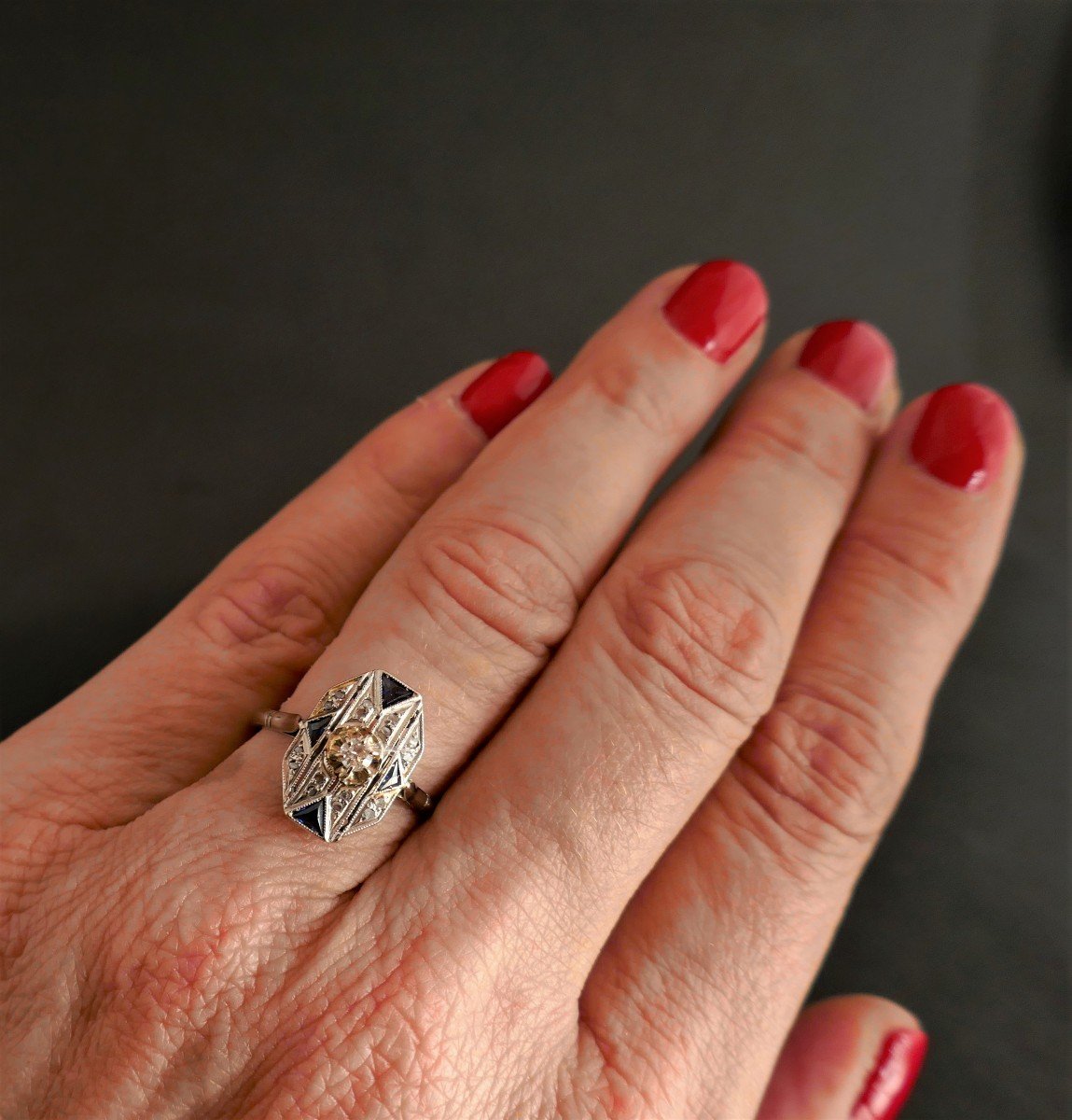 Art Deco Ring With Calibrated Diamonds And Sapphires, 18 Carat White Gold.-photo-1