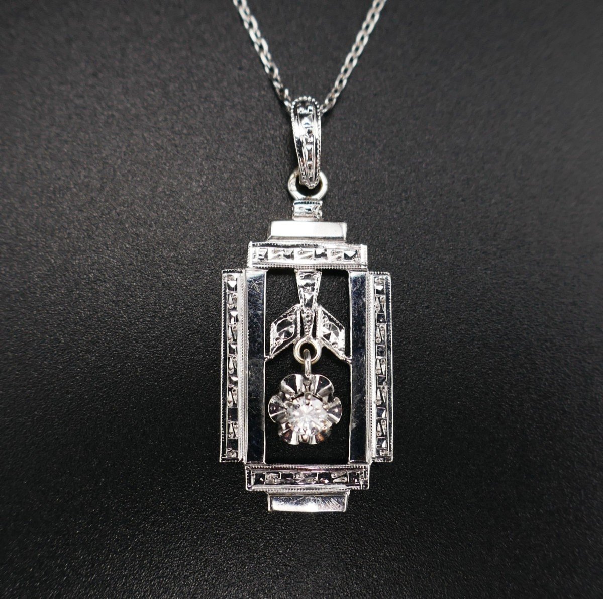 Art Deco Diamond Pendant, 18k White Gold.-photo-3