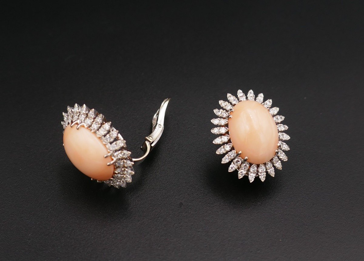 Angel Skin Coral And Diamond Earrings, 18k Gold.-photo-3