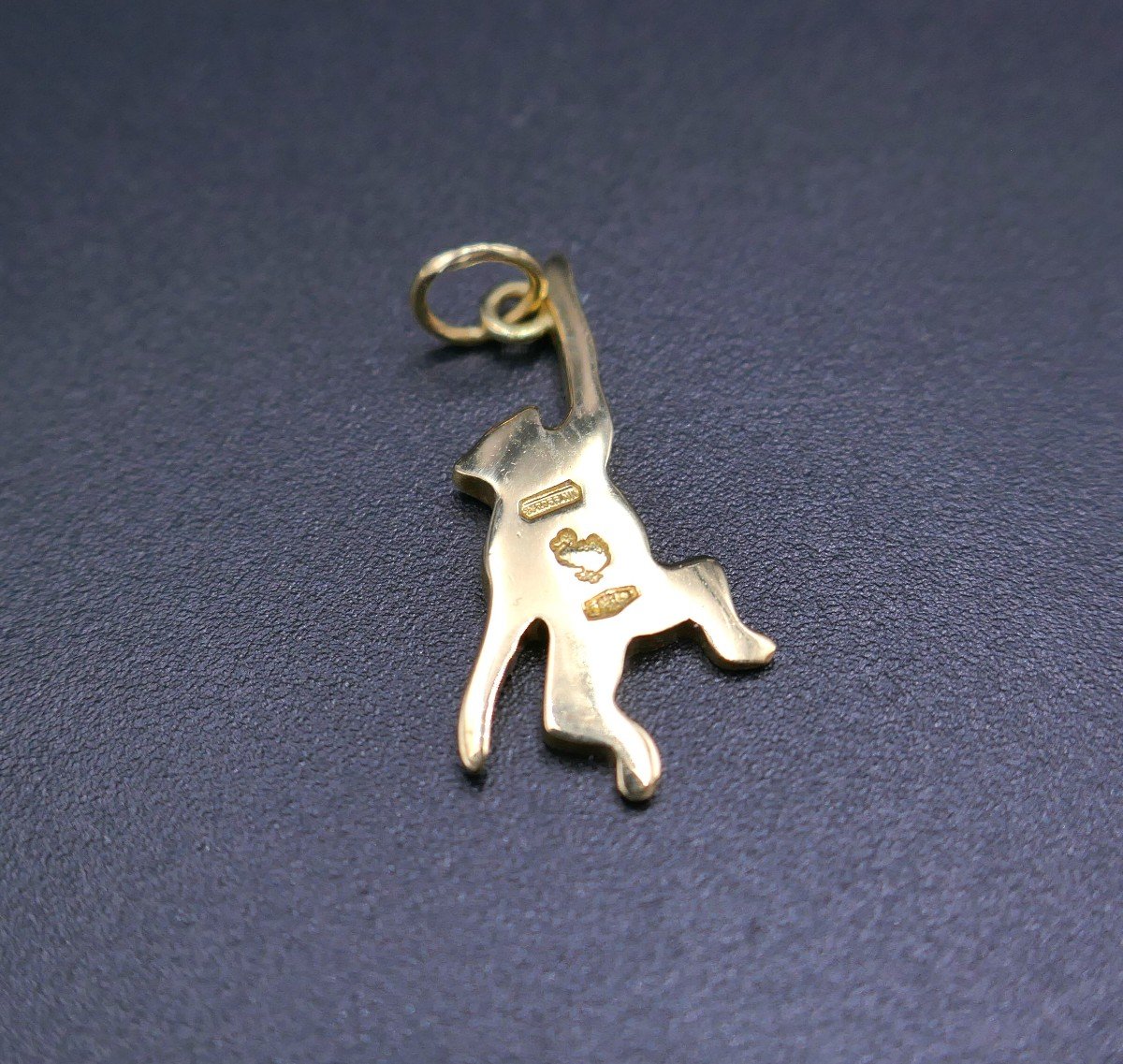 Pomellato, Large Model, Dodo Collection Charms Pendant In 18k Yellow Gold.-photo-3