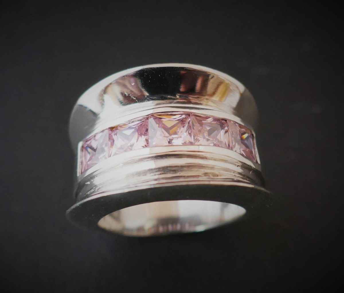 Silver Ring, Pink Stones.