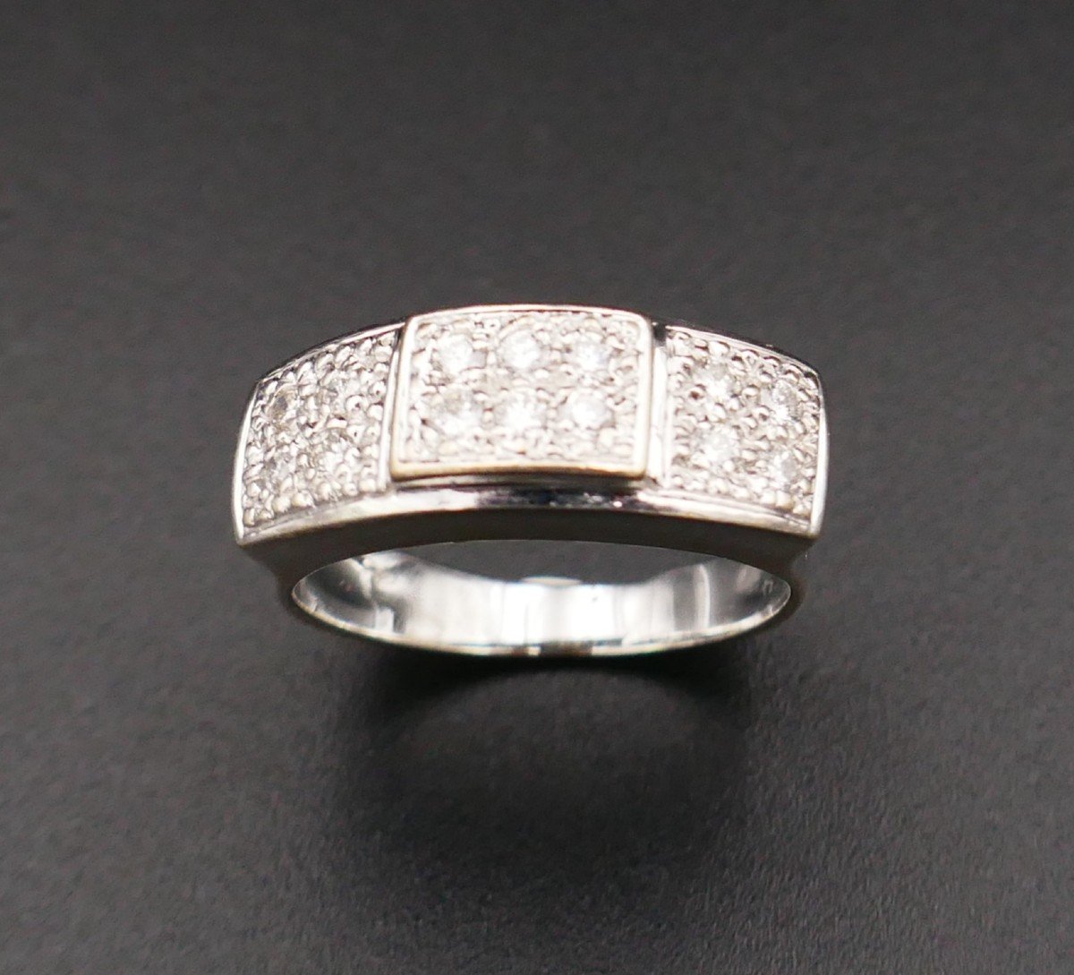 Bague Diamants, Or Blanc 18 Carats.