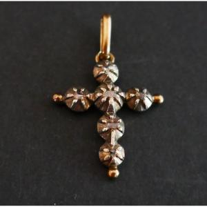Ancienne Croix Arlésienne Diamants Taille Rose, Or Et Argent.