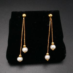 Boucles d'Oreilles Perles, Or 18 Carats.