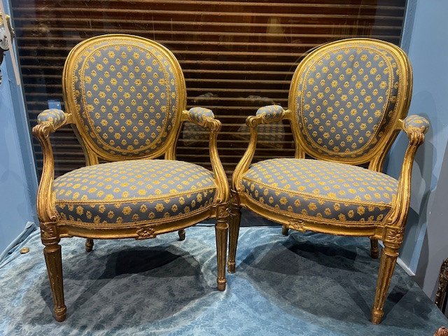 Pair Of Carved And Gilded Wooden Cabriolet Armchairs