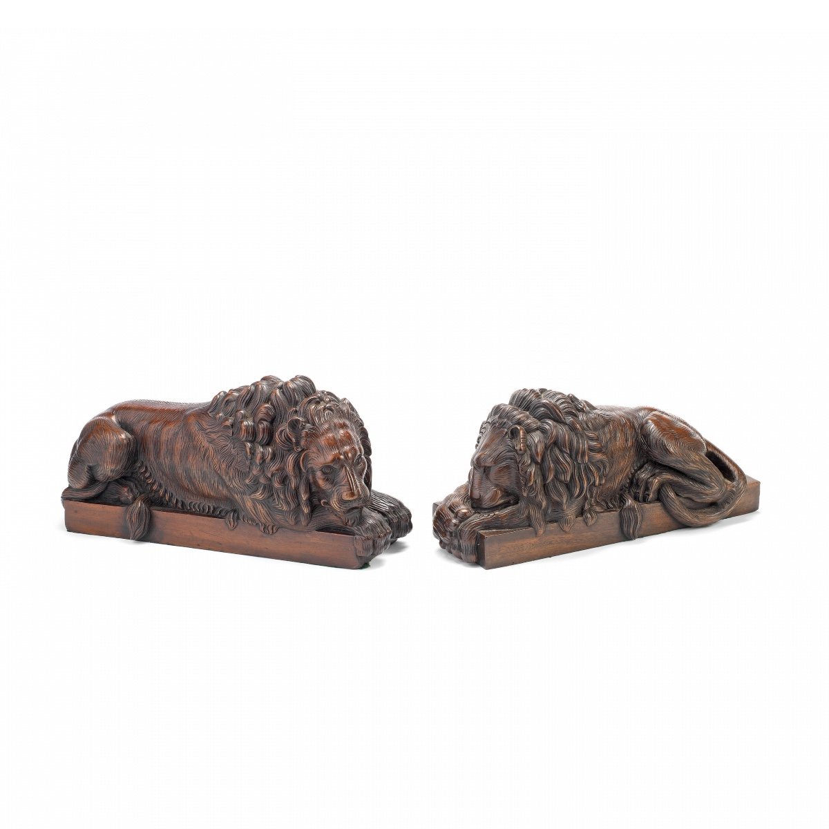 Paire De Lions De Canova