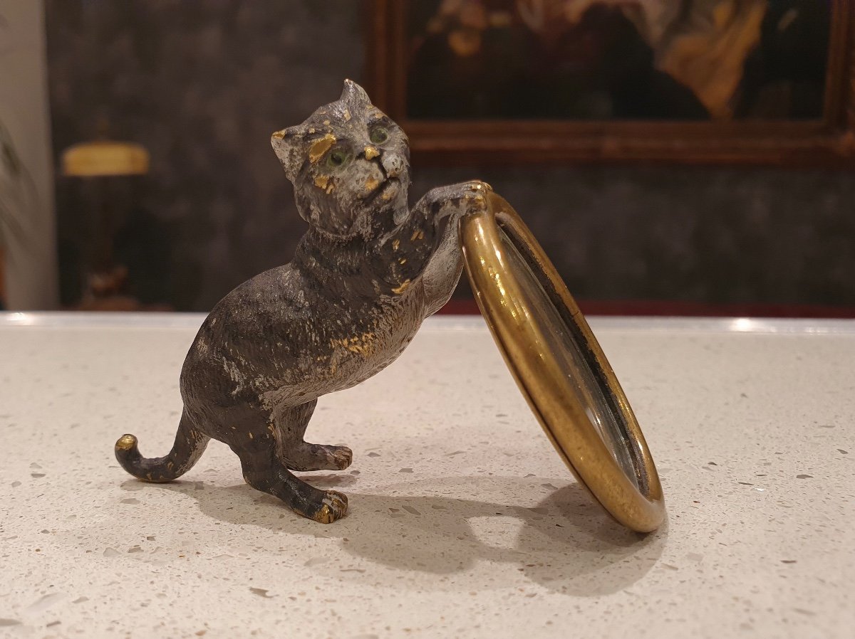 Vienna Bronze Cat
