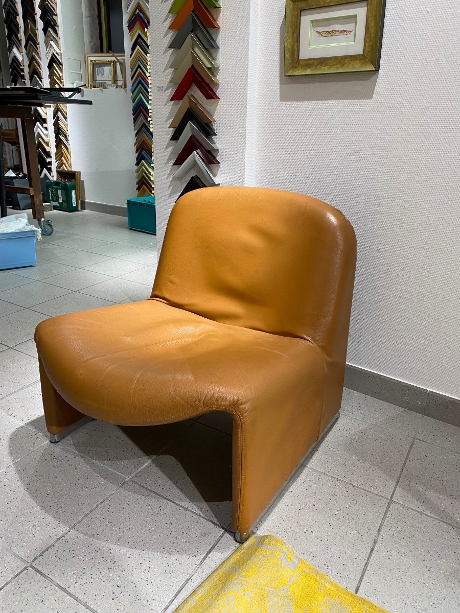 Alky Leather Armchair By Giancarlo Piretti