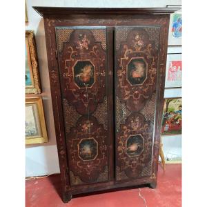 Uzès Wardrobe - 18th Century 