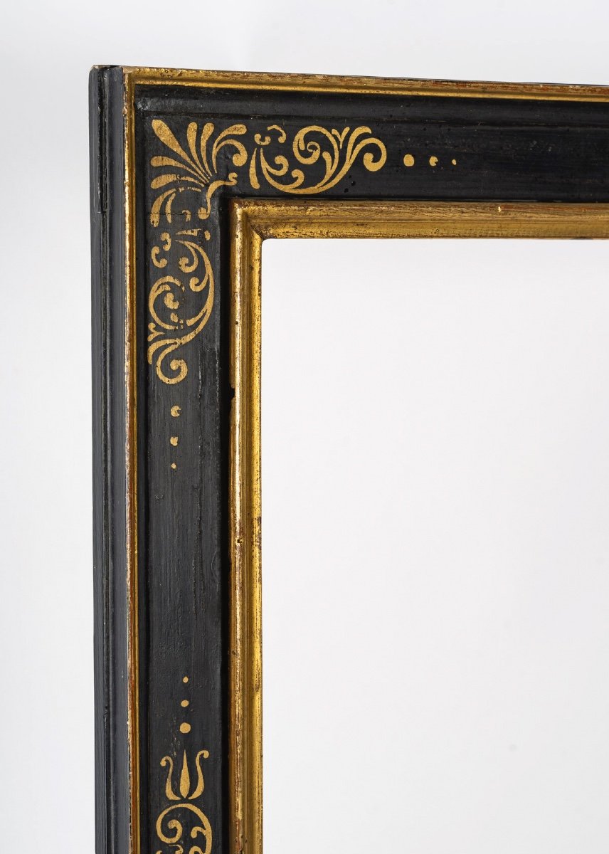 Frame 15 P Renaissance Style, Black And Gold Leaf -photo-2