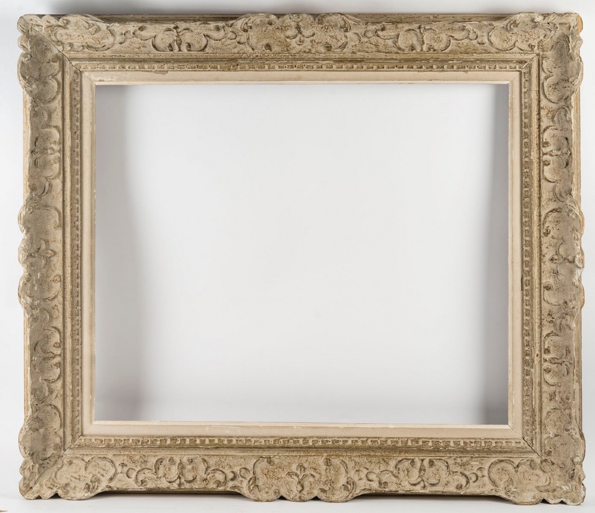 Montparnasse 20 F Frame In Carved Wood