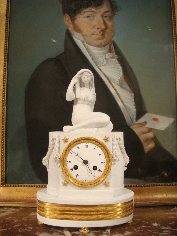 Small Empire Clock In Biscuit Porcelain-photo-2