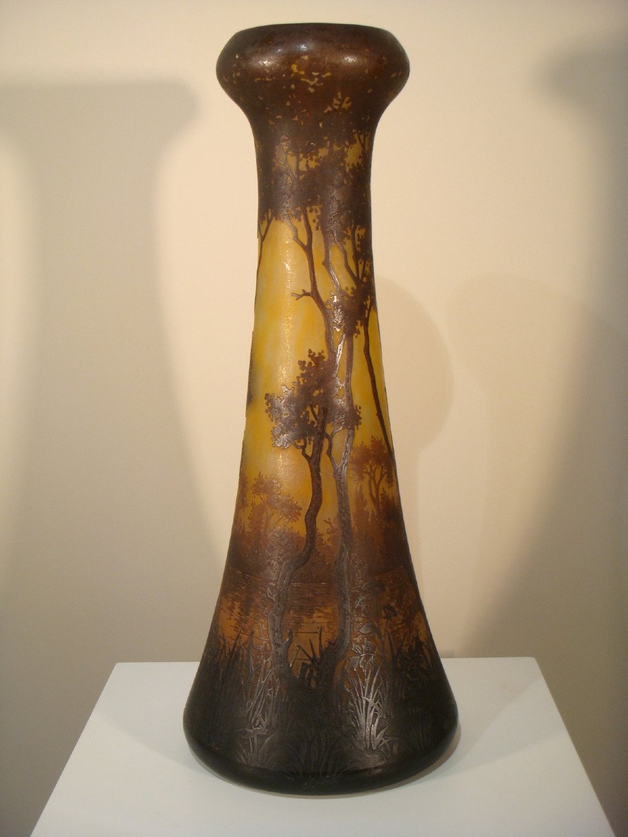 Large Daum Vase In Multilayer Glass Period Around 1910