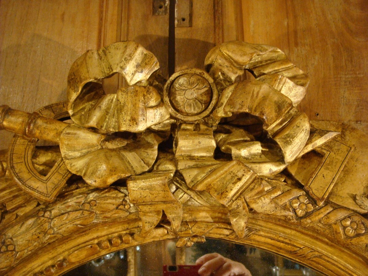 Oval Mirror In Gilded Wood With Louis XVI Period Attributes-photo-3