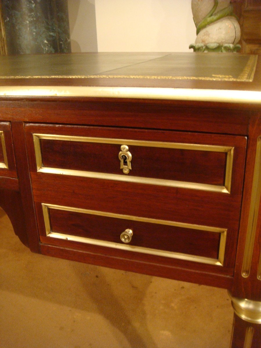 Louis XVI Style Mahogany Bureau Plat-photo-5