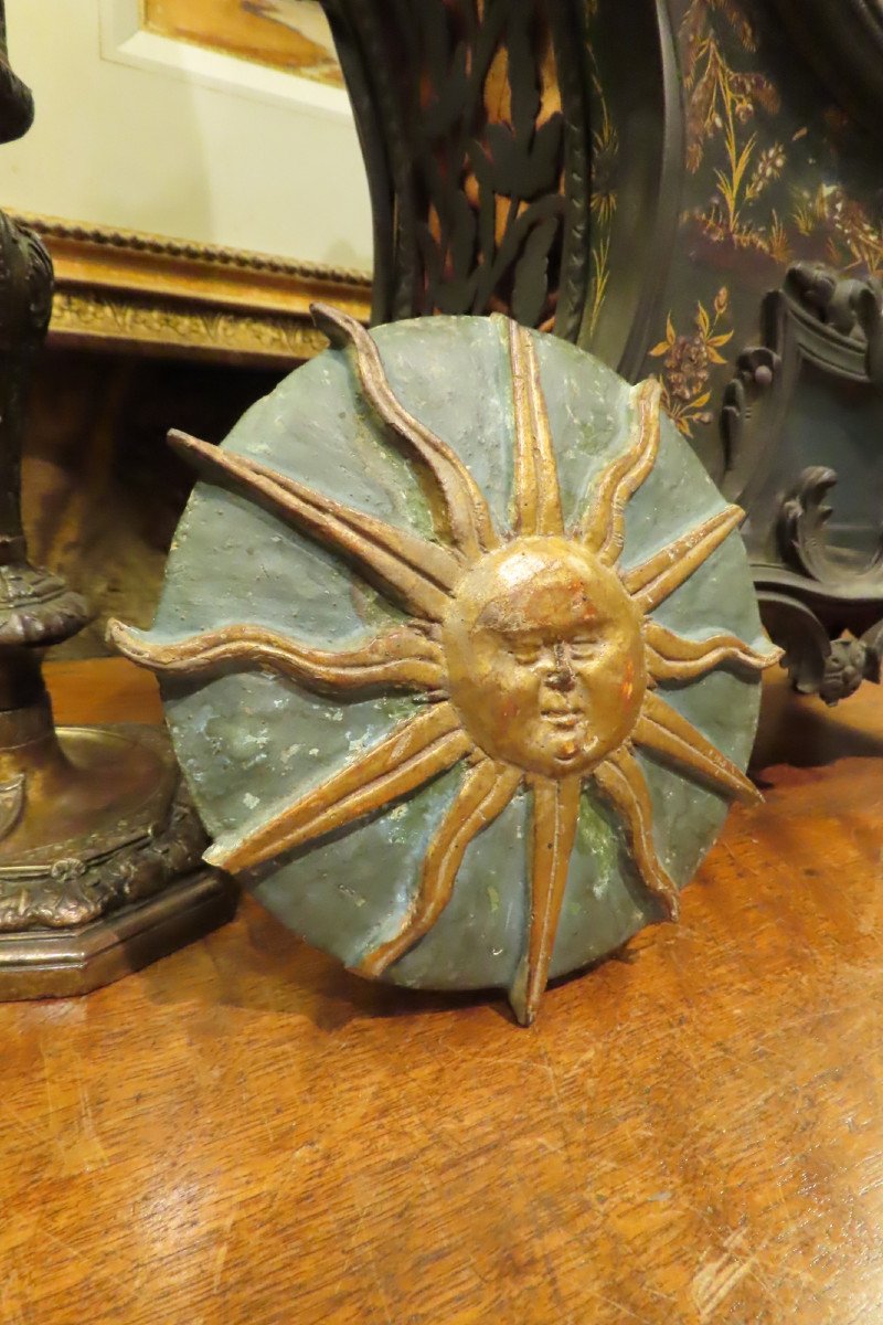 Radiant Sun Head In Carved And Gilded Wood, 18th Century -photo-1