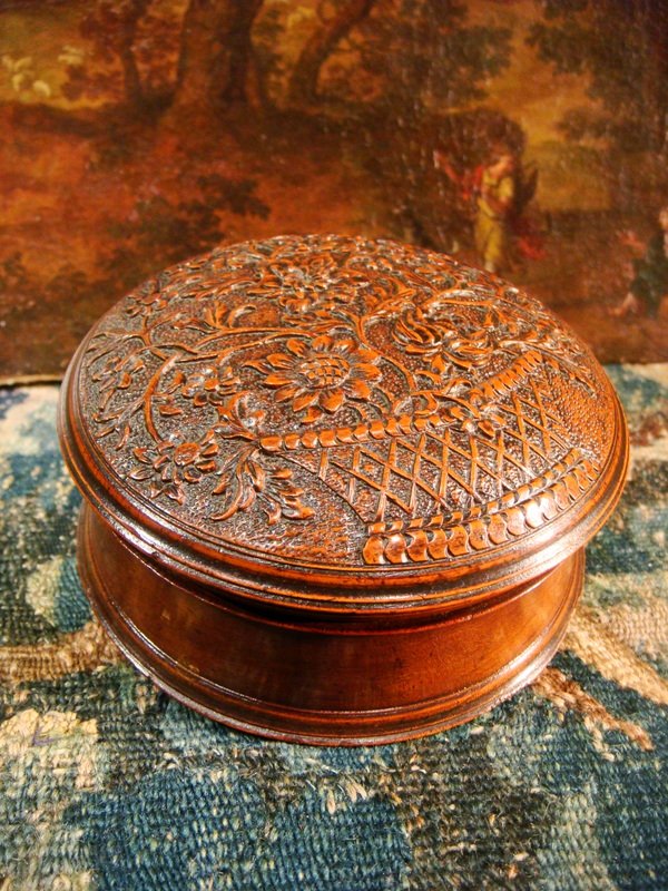 Round Wooden Box From Saint Lucia - Eighteenth Time-photo-2