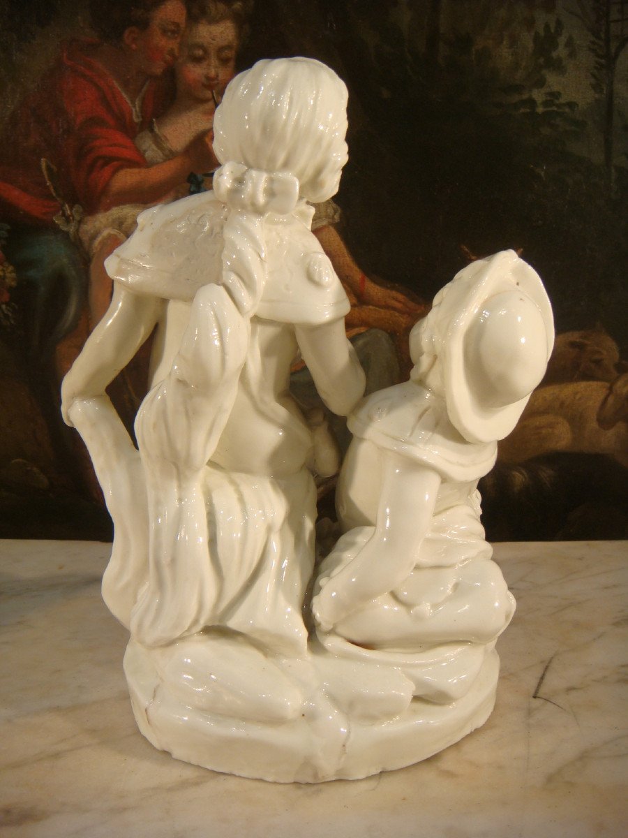 Pair Of Soft Porcelain Sculptures From Chantilly-photo-5