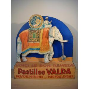 Automate Grande Publicite Pour Les Pastilles Valda Epoque Vers 1930