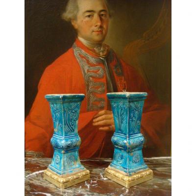 Paire De Vases En Ceramique - Chine Epoque XVIII ème Siècle 