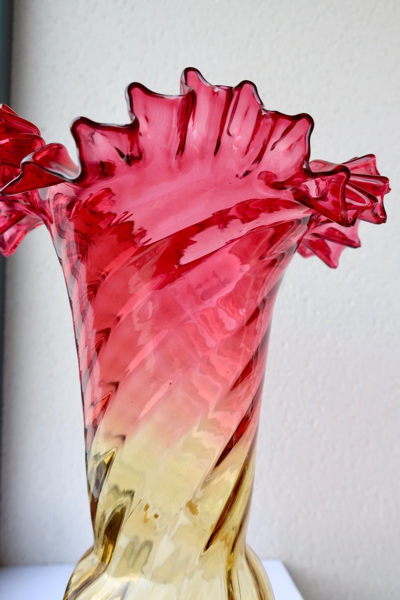 Grand Vase Tulipe XIXème En Cristal Torsadé Rouge Et Ambre "Amberina" Col Festonné 34 Cm TBE-photo-3