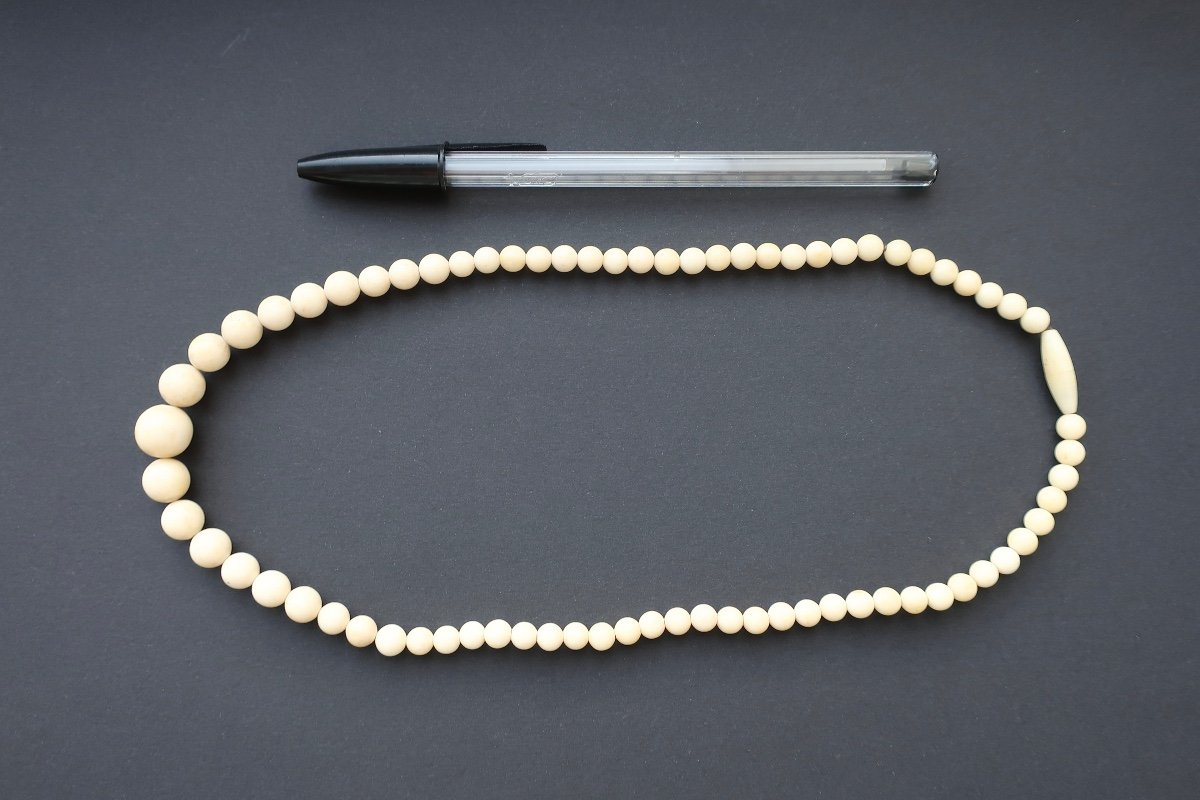 Beautiful Ivory Drop Necklace, 1930s, 50cm. N° 3-photo-3