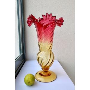 Vase Tulipe XIXèm En Cristal Rouge Et Ambre, "amberina", Torsadé, Col Festonné, H 34 Cm