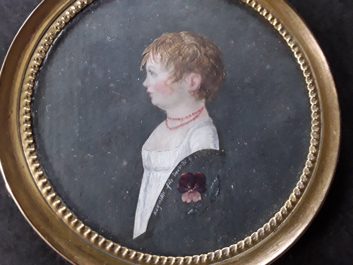 Miniature Début 19ème Siecle Signée Augustin Fils Et Datée 1803 . 