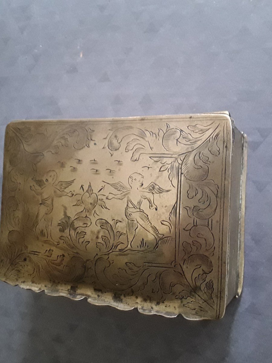 18th Century Brass Table Box Or Snuffbox -photo-3