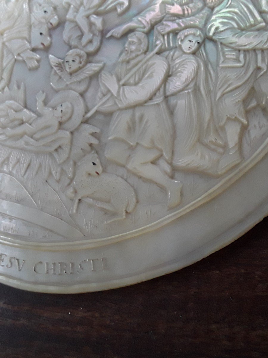 Carved Mother-of-pearl Shell "nativity". Late 18th Century Early 19th Century -photo-4