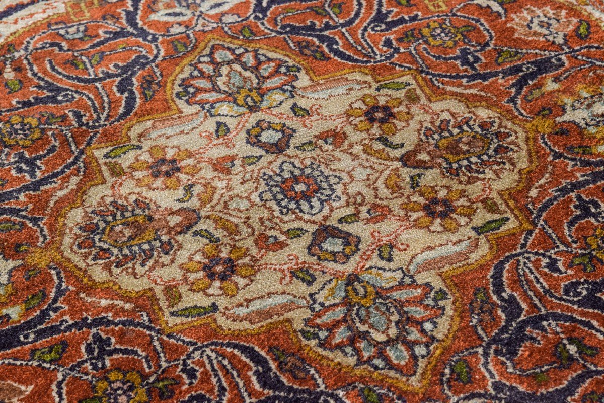 Handwoven Medallion Rug - With Flowers-photo-3