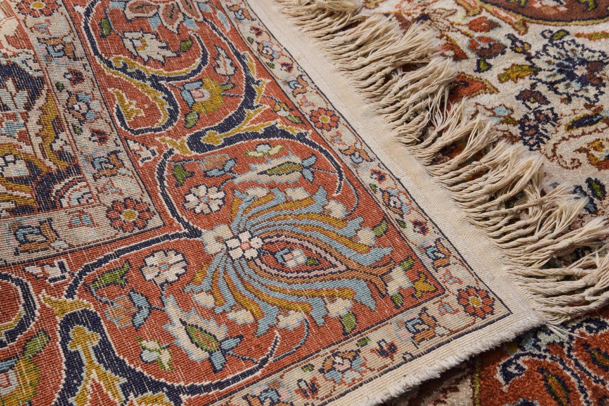 Handwoven Medallion Rug - With Flowers-photo-5