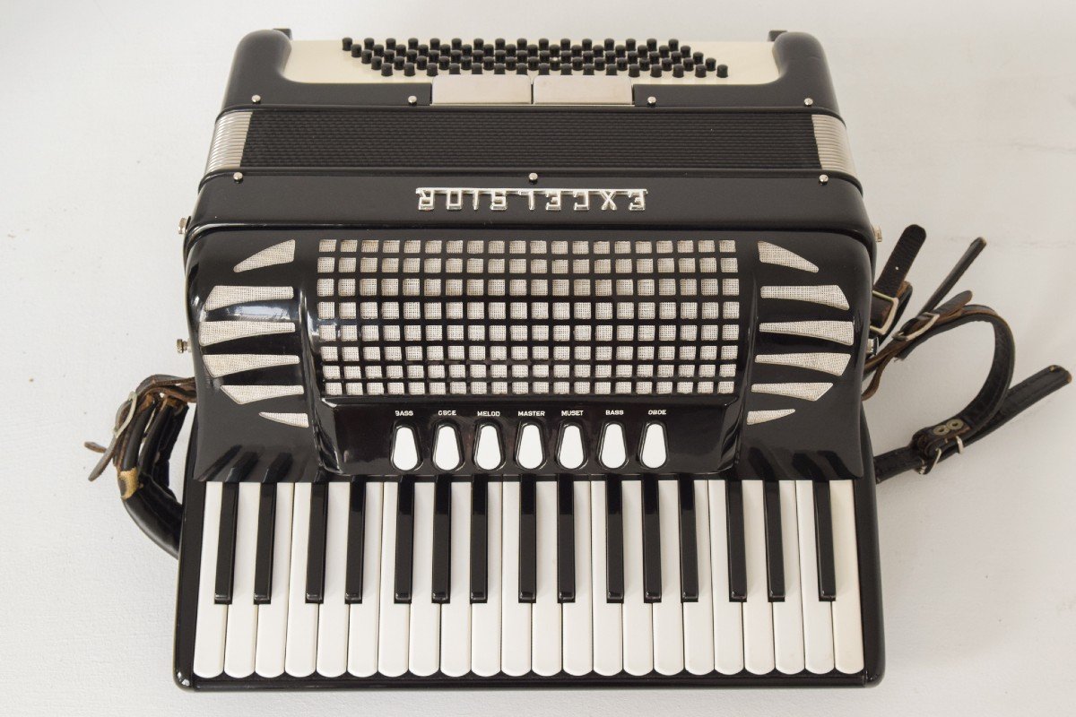 Excelsior Accordion - Mod. 304-photo-4