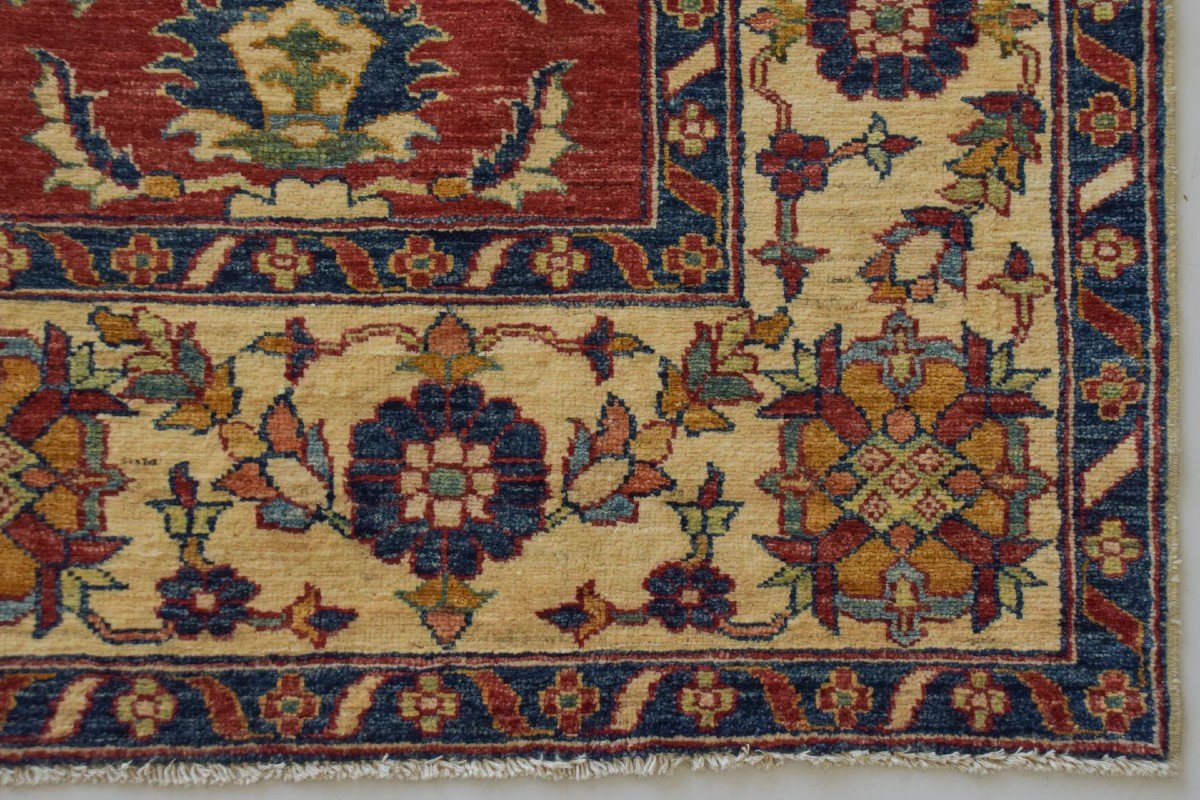 Traditional Handwoven Rug - Sultanabad Style-photo-5